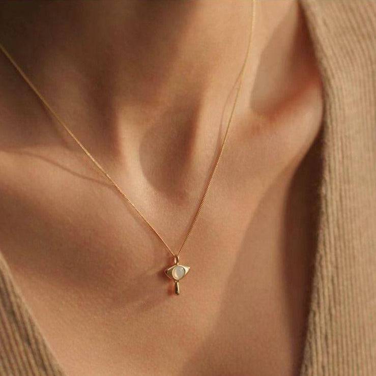 Elegant Gold-Plated Pendant Necklace